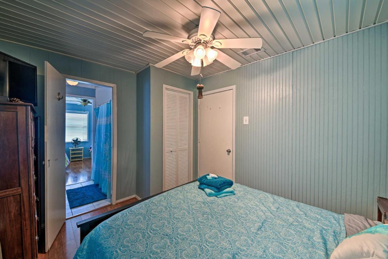 Galveston Beach House With Private Deck And Gulf Views Экстерьер фото